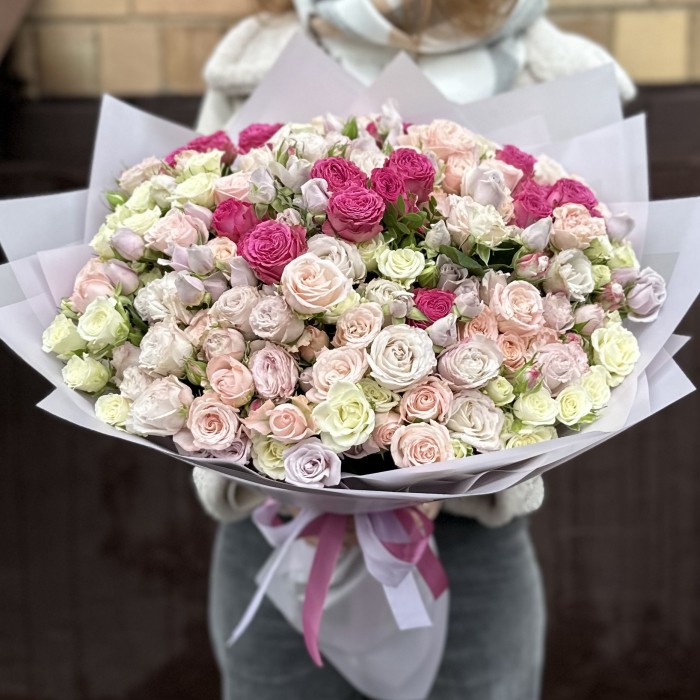 Микс из 55 кустовых роз